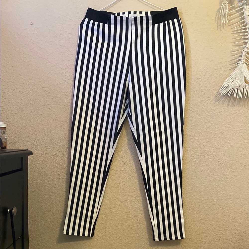 Junk Food Clothing Black and White Striped Cropped Pants